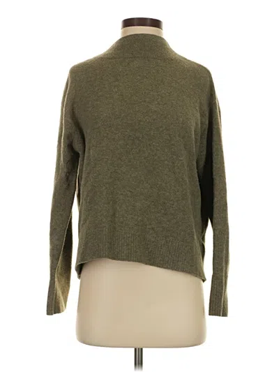Pre-owned Uniqlo Turtleneck Sweater In Green