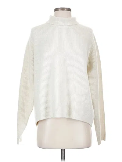 Pre-owned Uniqlo Turtleneck Sweater In Ivory