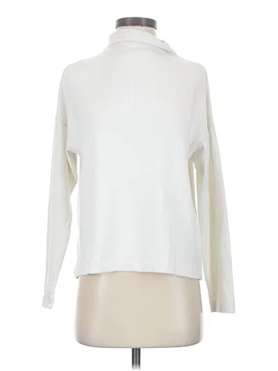 Pre-owned Uniqlo Turtleneck Sweater In Ivory