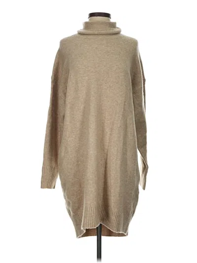 Pre-owned Uniqlo Turtleneck Sweater In Tan