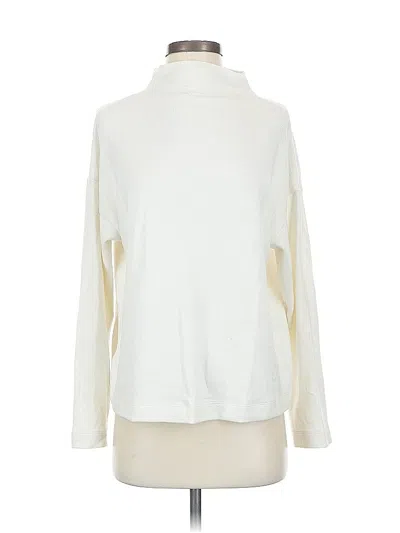 Pre-owned Uniqlo Turtleneck Sweater In White