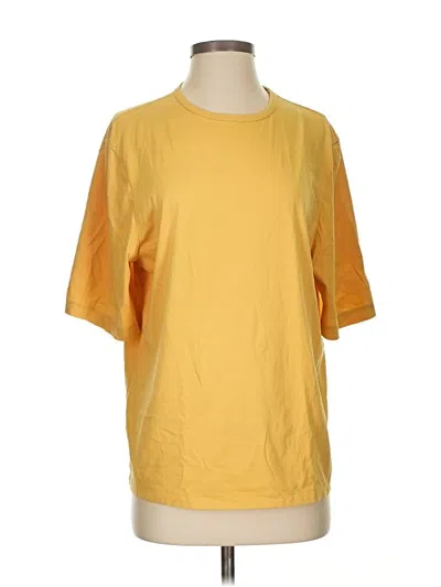 Pre-owned Uniqlo U Short Sleeve T-shirt In Yellow