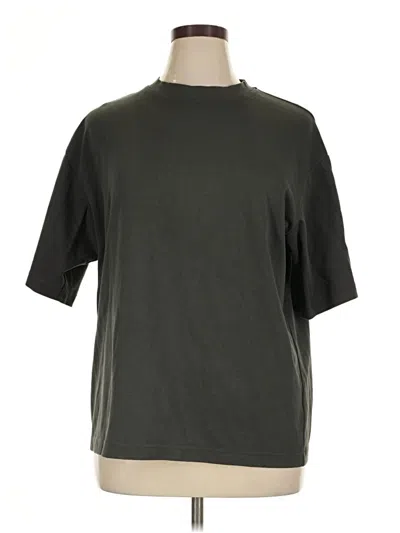Pre-owned Uniqlo U Short Sleeve T-shirt In Green