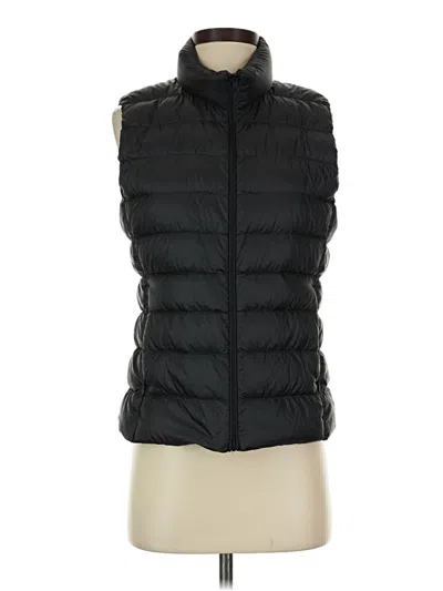 Pre-owned Uniqlo Vest In Black