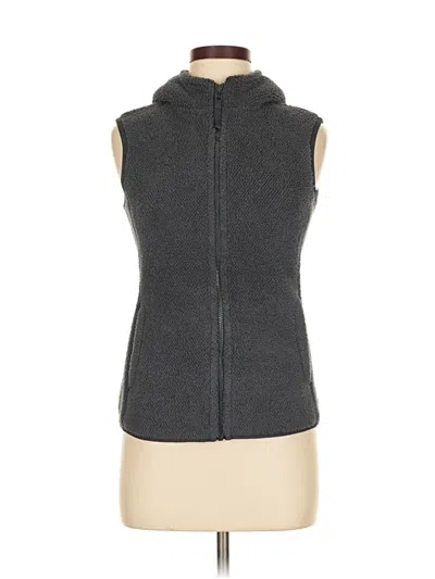 Pre-owned Uniqlo Vest In Gray