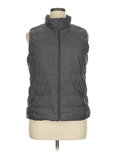 Pre-owned Uniqlo Vest In Gray