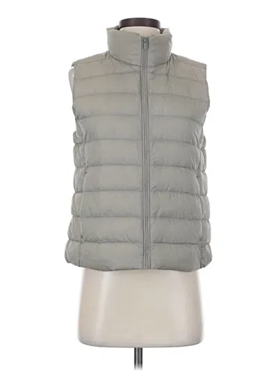 Pre-owned Uniqlo Vest In Gray