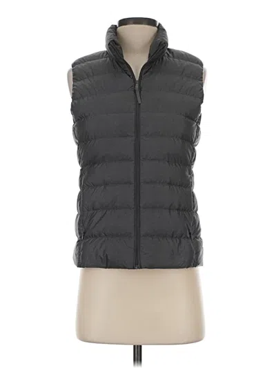 Pre-owned Uniqlo Vest In Gray