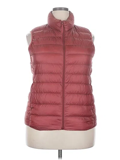 Pre-owned Uniqlo Vest In Red