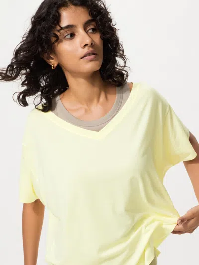 Uniqlo Women's Airism Relaxed V-neck T-shirt 2 Way Yellow Xs  Us In Multi