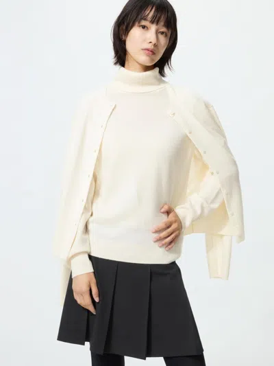 Uniqlo Women's Cashmere Sweater Turtleneck, Off White, Small