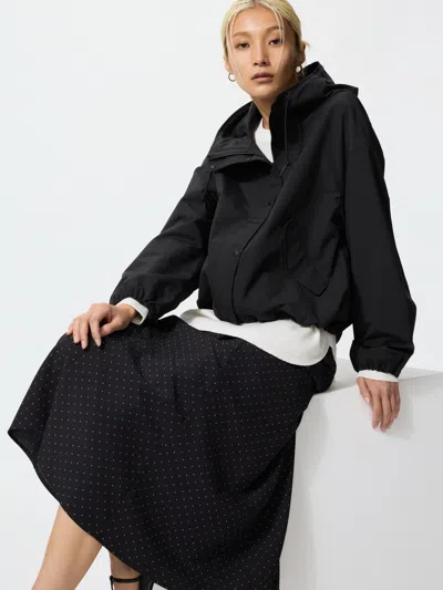 Uniqlo Women's Cotton Blend Short Parka Black Medium  Us