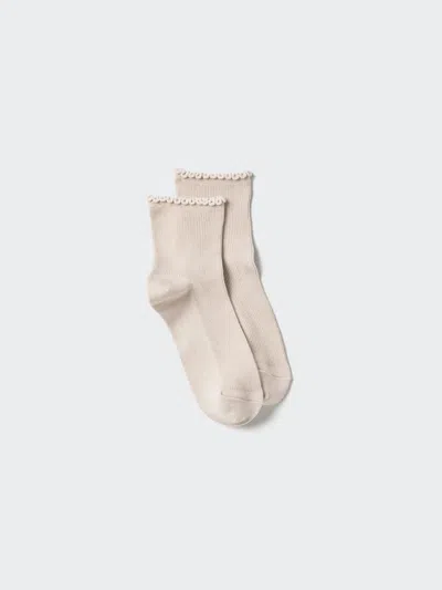 Uniqlo Women's Heattech Crew Mellow Socks Beige Us W 7.5-10  Us In Neutral