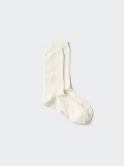 Uniqlo Women's Heattech Socks White Us W 7.5-10  Us