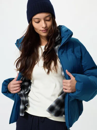 Uniqlo Women's Heattech Ultra Warm T-shirt With Moisture-wicking Off White Xl  Us In Blue