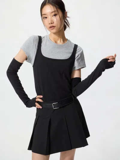 Uniqlo Women's Pleated Skort, Black, 2xs