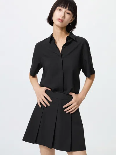 Uniqlo Women's Rayon Short Sleeve Blouse Black Large  Us