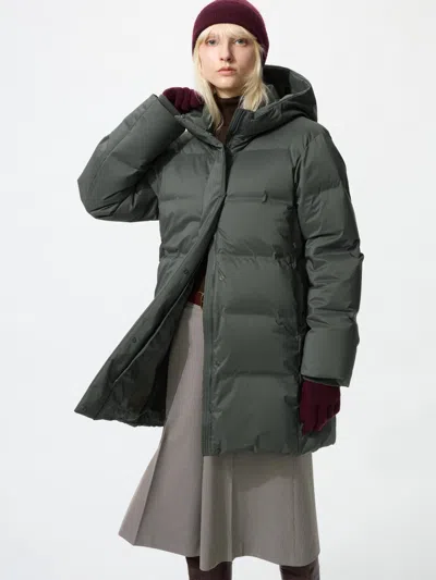 Uniqlo Women's Seamless Down Short Coat, Olive, 2xs In Gray