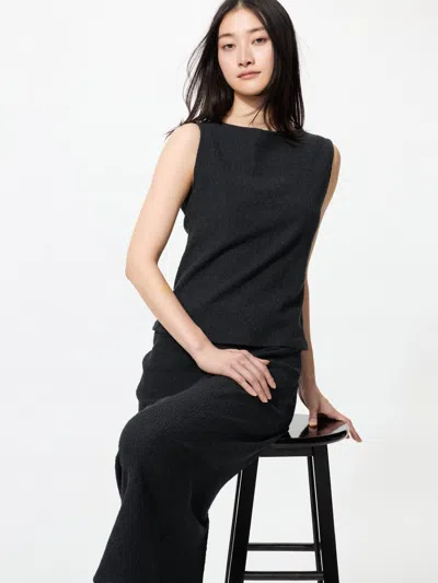 Uniqlo Women's Shirring Boat Neck Sleeveless T-shirt Black 2xl  Us