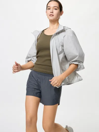 Uniqlo Women's Ultra Stretch Active Shorts Dark Gray 2xl  Us