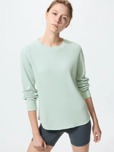 Uniqlo Women's Waffle T-shirt Green Medium  Us