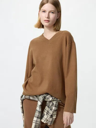 Uniqlo Women's Washable Knit V-neck Sweater Smooth, Brown, Xs