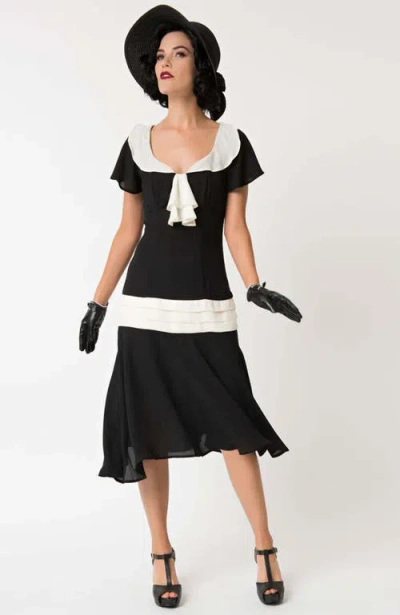 Unique Vintage 1920s Wilshire Flapper Day Dress In Black
