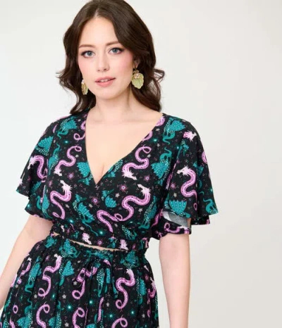 Unique Vintage 1960s Dottie Crop Top In Blue