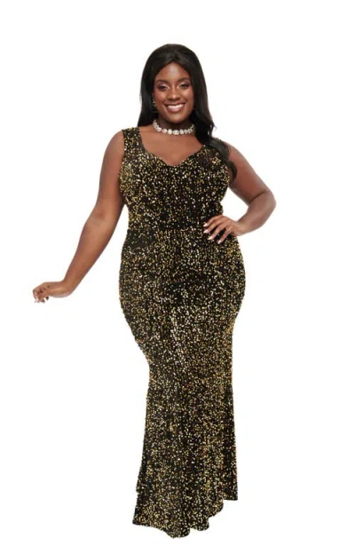 Unique Vintage Plus Size 1930s Goldwyn Gown In Black & Gold