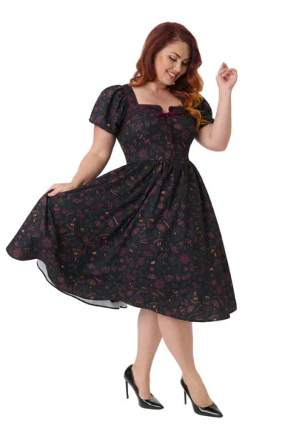 Unique Vintage Plus Size 1940s Sweetheart Button Front Swing Dress In Black