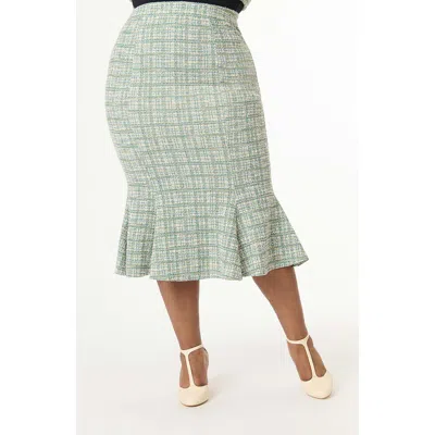 Unique Vintage Plus Size Boucle Trumpet Skirt In Green Plaid