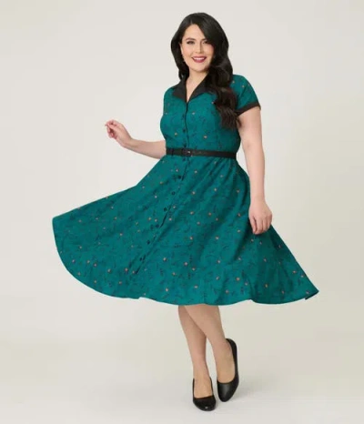 Unique Vintage Plus Size Collared Short Sleeved Belted Alexis Swing Dress In Green