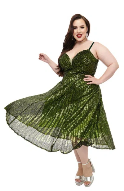 Unique Vintage Plus Size Spaghetti Strap Pleated Sequin Swing Dress In Emerald
