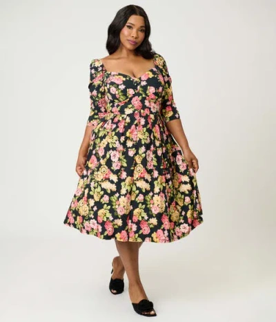 Unique Vintage Plus Size Woven Sweetheart Neckline Lamar Swing Dress In Multi