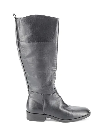 Pre-owned Unisa Boots In Black
