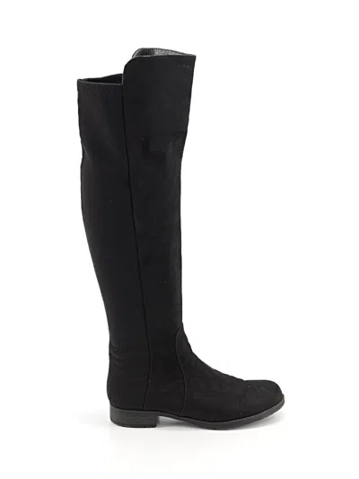 Pre-owned Unisa Boots In Black