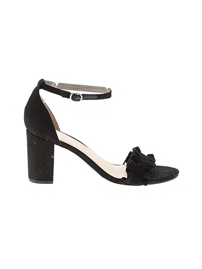 Pre-owned Unisa Sandals In Black