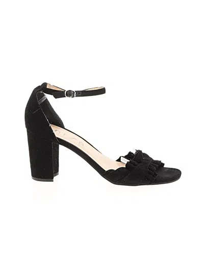 Pre-owned Unisa Sandals In Black