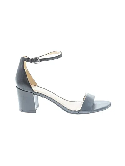 Pre-owned Unisa Sandals In Gray