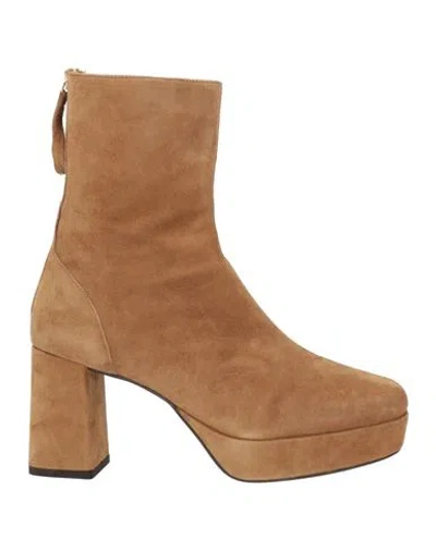 Unisa Woman Ankle Boots Camel Size 9 Leather In Brown