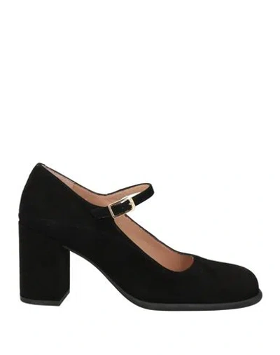 Unisa Woman Pumps Black Size 8 Leather