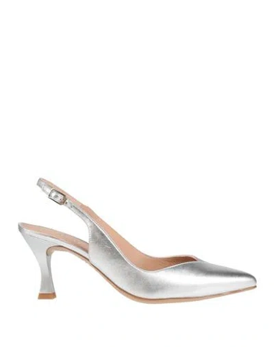 Unisa Woman Pumps Silver Size 8 Leather