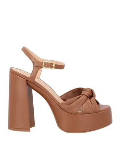 Unisa Woman Sandals Brown Size 7 Leather
