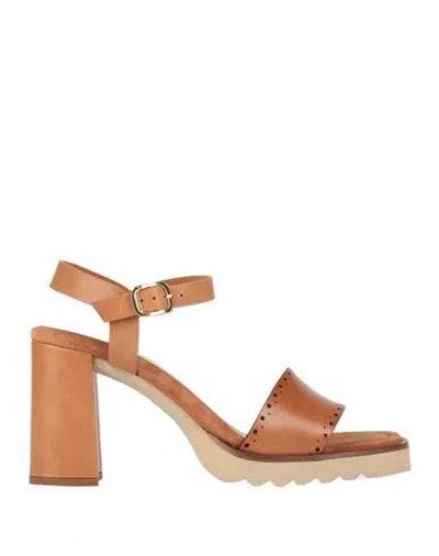 Unisa Woman Sandals Camel Size 11 Leather In Beige