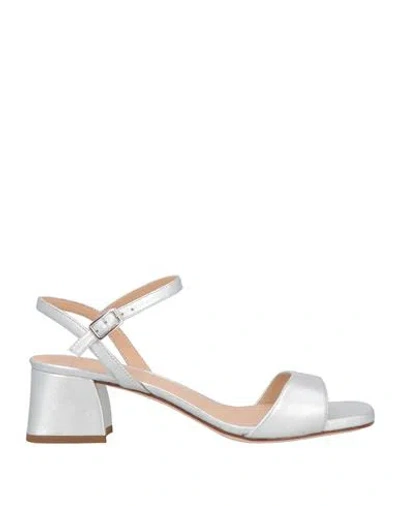 Unisa Woman Sandals Silver Size 8 Leather