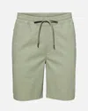 United Legwear Men's Essential Expedition Pull On Ripstop Walkshort In Iguana