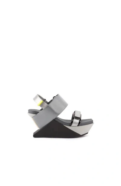 United Nude Delta Run Wedge Sandals In Gray