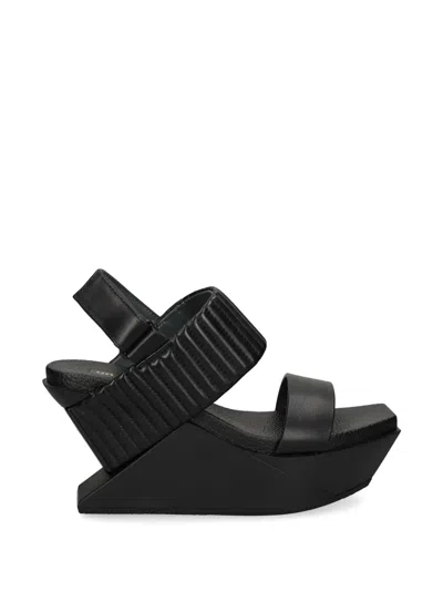 United Nude Delta Wedge Puffier Quilted Touch-strap Sandals In Black