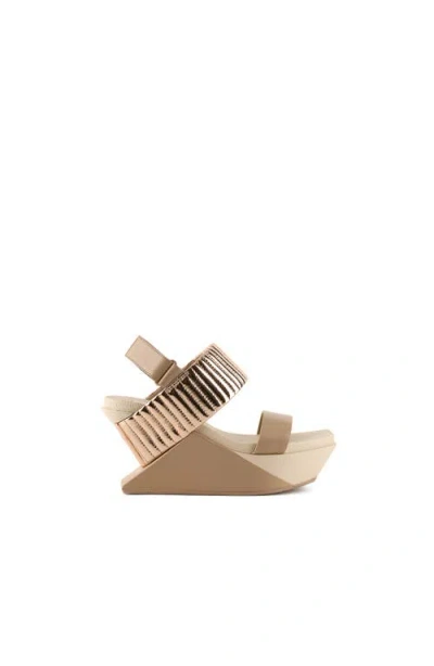United Nude Delta Wedge Puffier Sandals In Gold