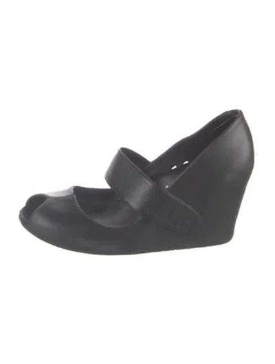 Pre-owned United Nude Leather Pumps In Black